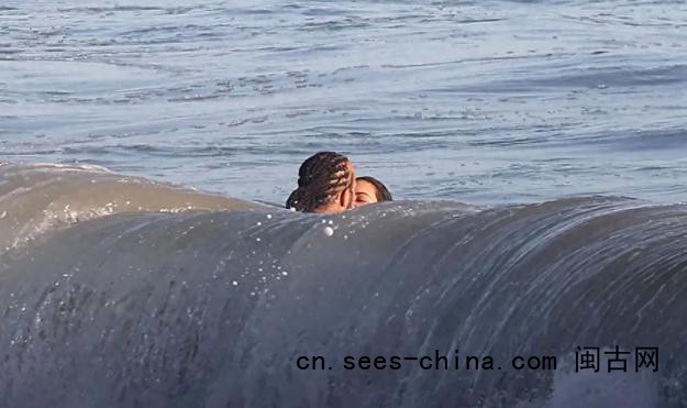 金&middot;卡戴珊和汉密尔顿海边热吻被拍