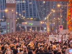 堵山、堵海、堵桥、堵路 出门只剩“等一等”