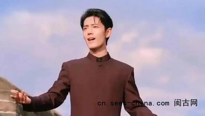 肖战长城上演唱《我和我的祖国》